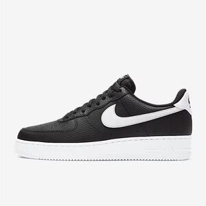 Nike Air Force 1 '07